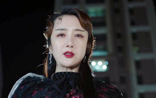 司藤白英附身在谁身上_司藤白英复活了吗 司藤白英怎么死的 司藤白英