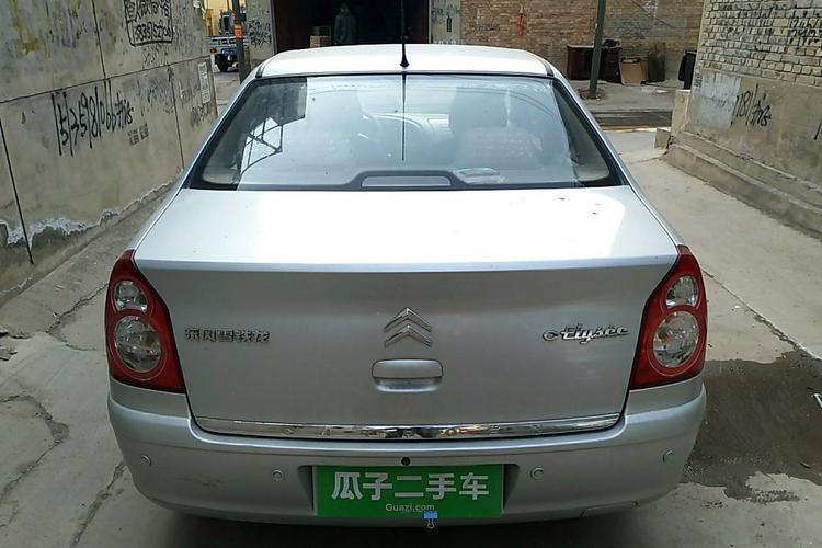 雪铁龙 爱丽舍 2011款 三厢 1.6l 手动科技型