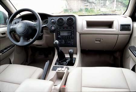 图为陆风x6内饰图片