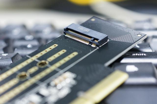 orico m.2转pcie3.0x4高速扩展卡体验