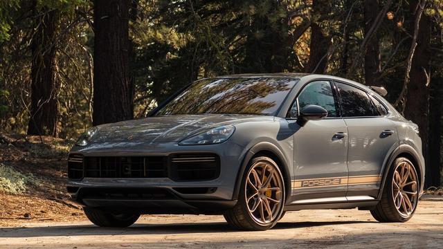 2022款保时捷卡宴turbo gt:运动suv的王座不仅专属赛道之上