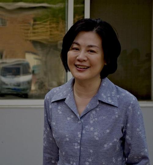 "经典美女"丛珊,与姜文吕丽萍同窗,如今被指责:没管好儿子?