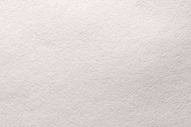 水彩纸纹理通常是比较粗糙的,粗糙的纸张配上彩铅笔自然不会有什么