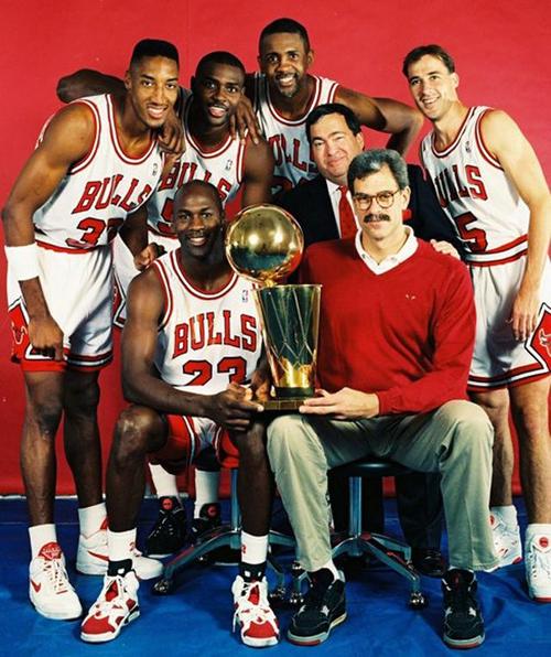 芝加哥公牛队夺冠