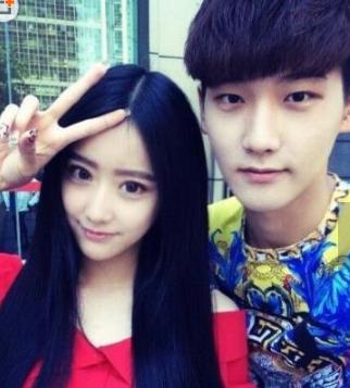 身高也出众,在学校也是小名人,在八一联合国际学校,提起邢昭林是无人