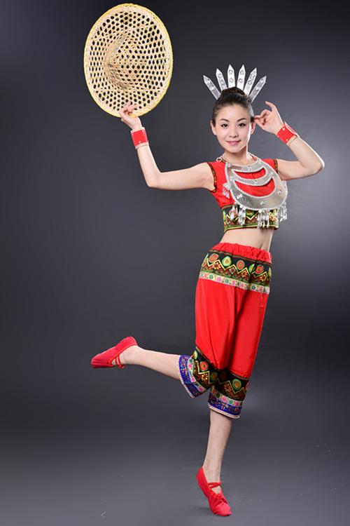 黎族服装