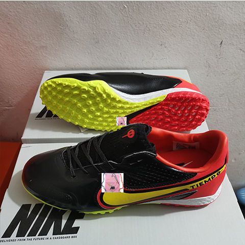 毒蜂3高帮足球鞋毒液男女fg长钉刺客c罗tf碎钉暗煞低帮学生cr7