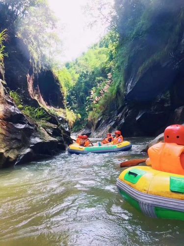 连云山大峡谷漂流