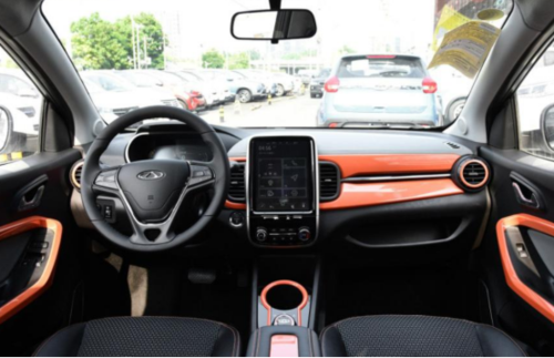 宏光miniev对比奇瑞小蚂蚁两款小型电动汽车哪个更好