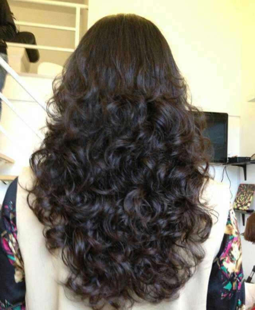 四十岁女人发质细软,烫什么发型好?试试宋慧乔这款洋气的全头烫