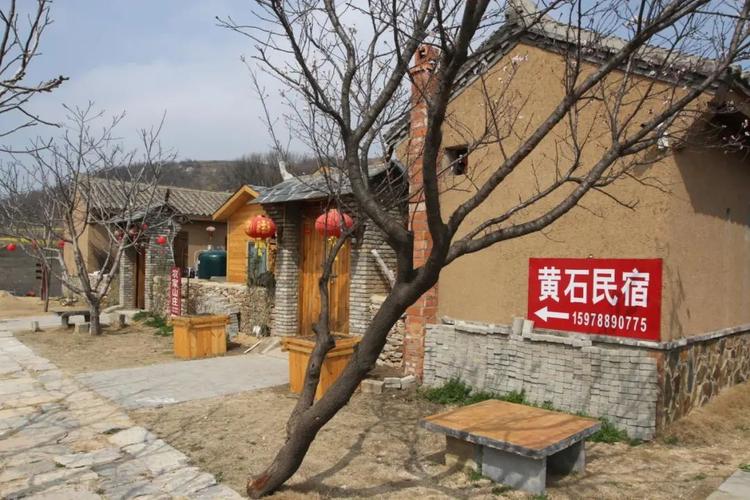 从确山县竹沟镇出发,我们驱