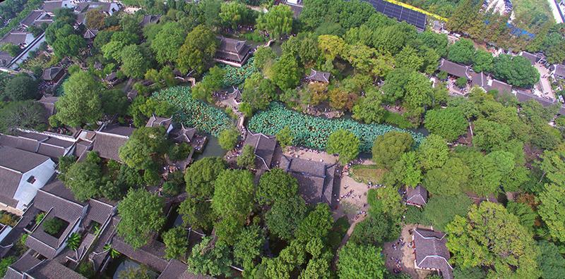 上一页 下一页 作品名称: 鸟瞰拙政园  作品描述: 鸟瞰拙政园  拍摄