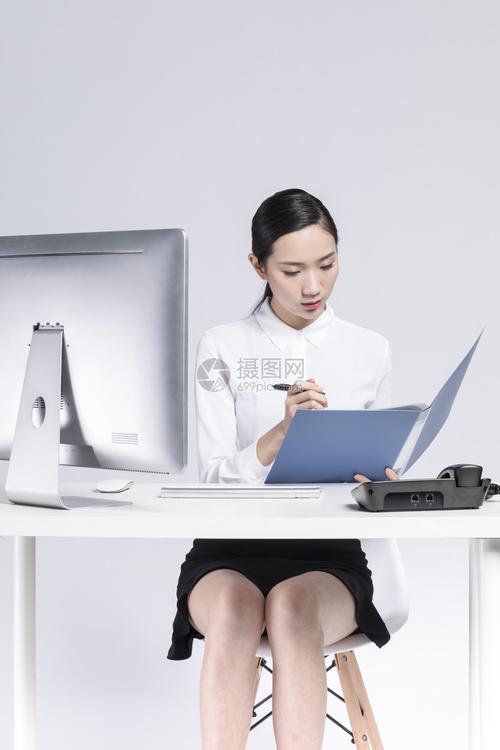 工作中的职业女性