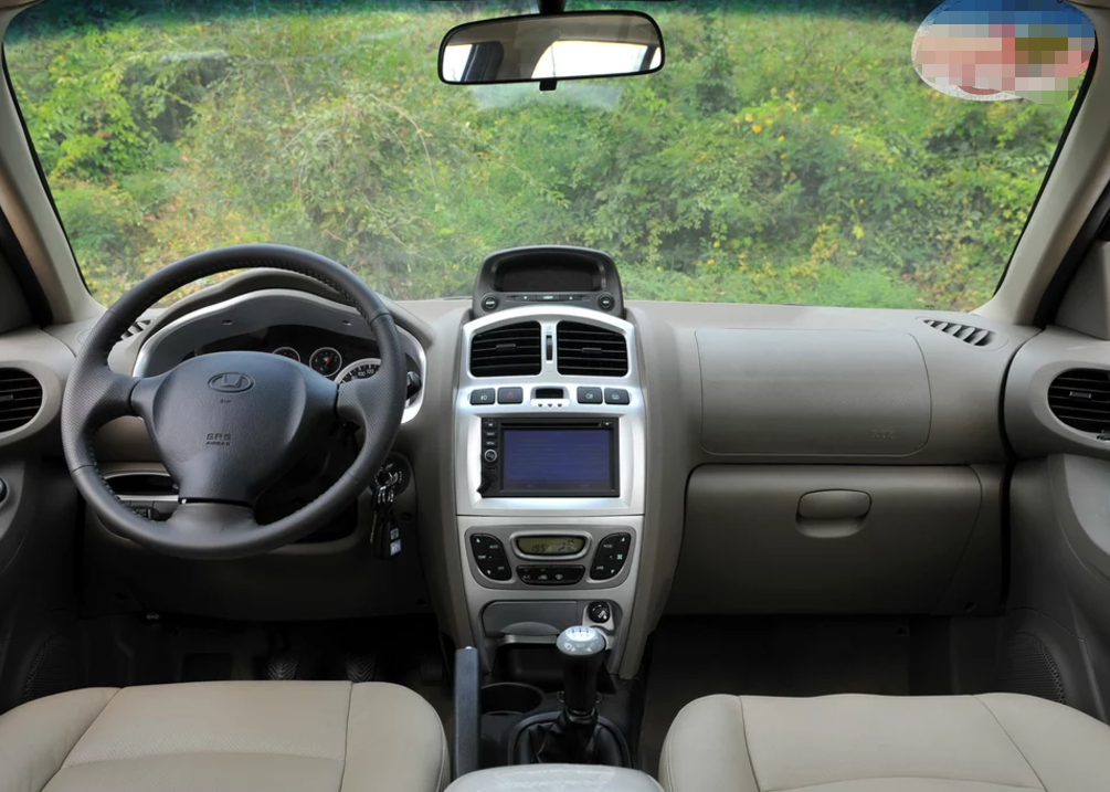 华泰汽车-经典圣达菲的图解