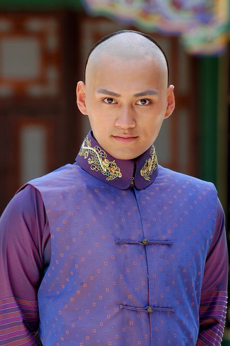  /p> p>本剧讲述了乾隆青少年时代在上书房读书的一段故事.