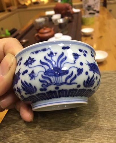 春风祥玉大鱼藻纹杯