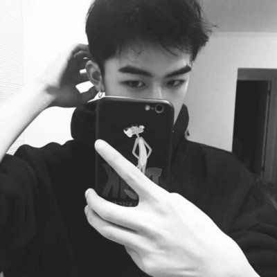 黑色系男生头像