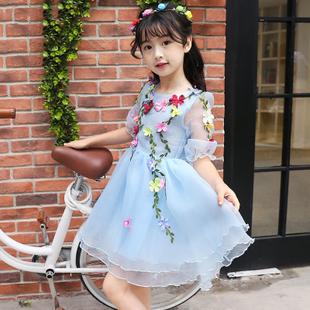 怎样钩小女孩的连衣裙小女孩的连衣裙
