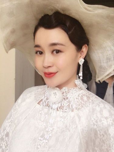 满洲瓜尔佳氏格格美女团