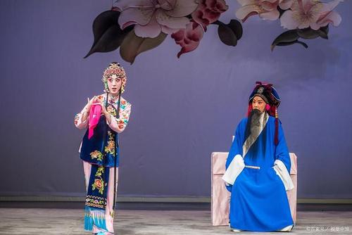 王佩瑜老板和史依弘倾情演绎「游龙戏凤」精美剧照!