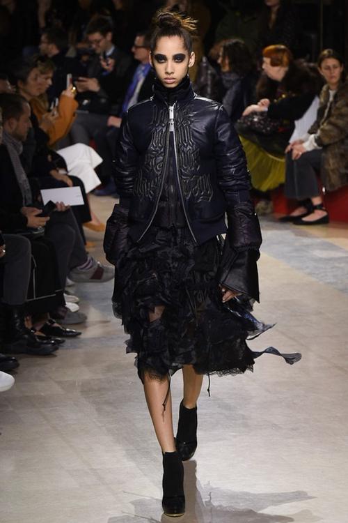 sacai