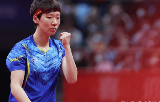新女王登基!王曼昱4-0完胜孙颖莎,首获全运会女单冠军