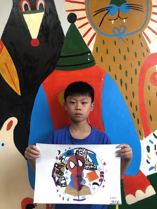 索宁暑期艺术创想一班第六课———《剪贴画动漫角色》