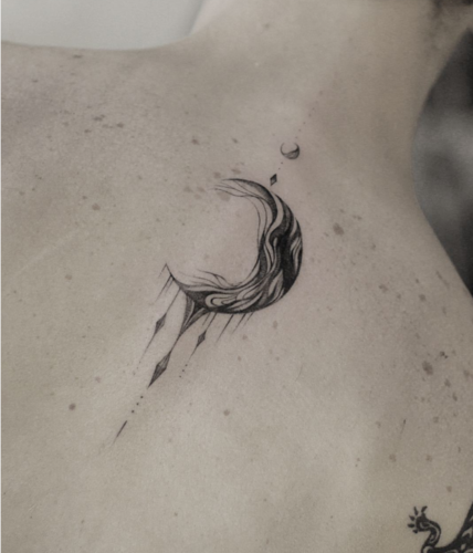 个性月亮纹身图片大全最新月亮图案纹身素材大全3