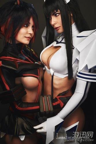 《守望先锋》大尺度cos:神还原!