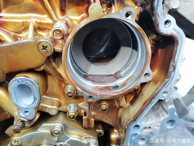 6缸天籁跑高速发动机高温熄火,航母战斗机机加工客户要自己加工