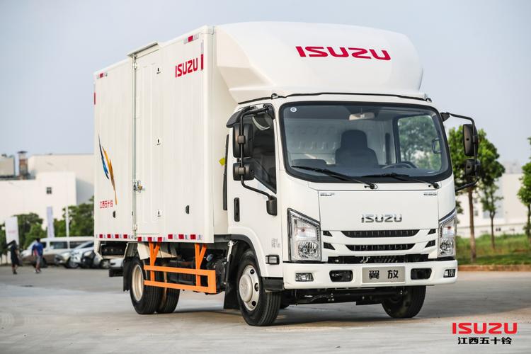 心诚致远 翼启绽放 江西五十铃翼放轻卡济南上市