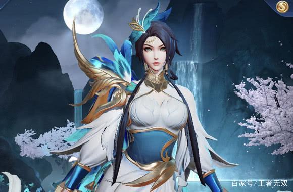 王者荣耀李信一念成魔和虞姬云霓雀翎哪个好?