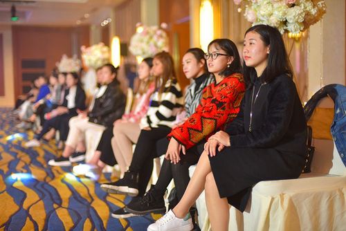 2018单身狂欢派对在南充东方花园明宇豪雅饭店浪漫开启