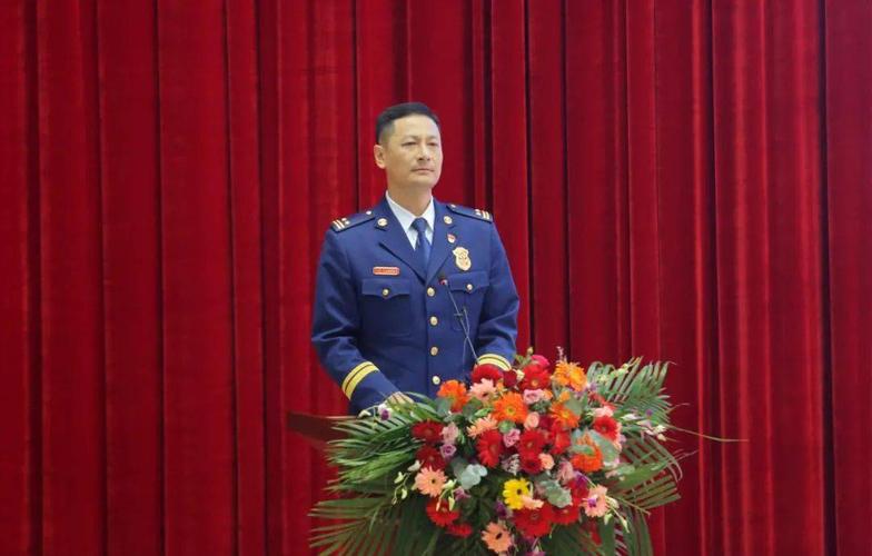 市消防救援支队支队长马剑明,市消防救援支队特勤站二级消防长张军朋