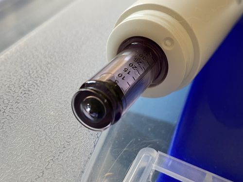 怎么不试试无针注射器?