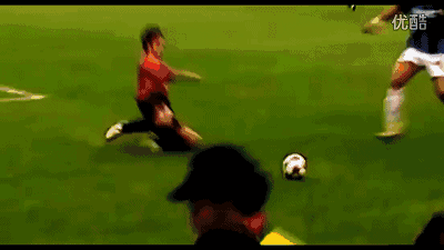 gif-内斯塔经典防守集锦