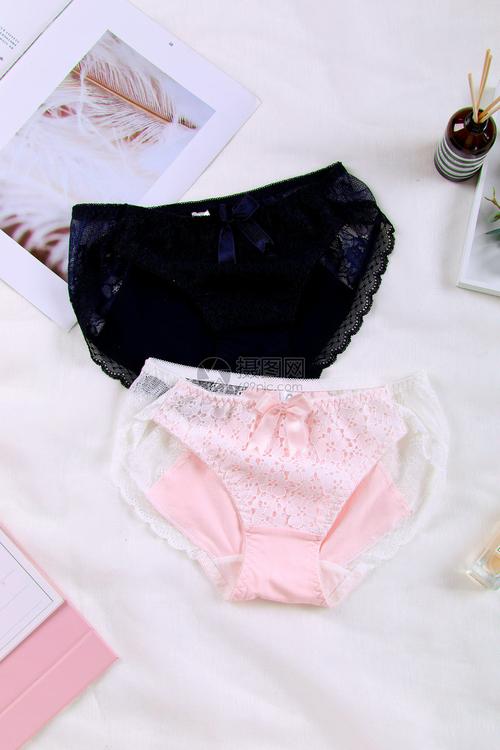 女生蕾丝花边内裤