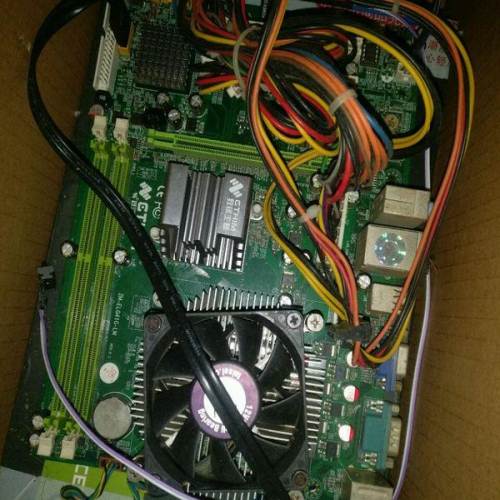 致铭g41 ddr3主板(775针)