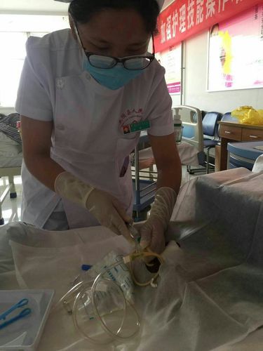 写美篇        通过此次培训,护理人员亲自操作,对男留置导尿术的