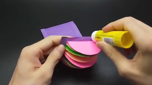 如何做简单好看的灯笼手工?