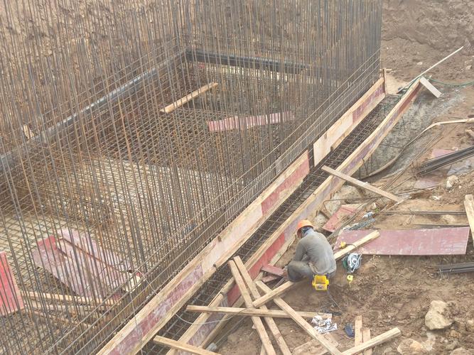 消防水池吊模施工