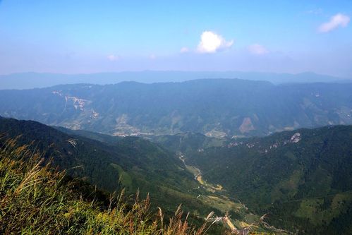 浩浩大山河,悠悠小南山