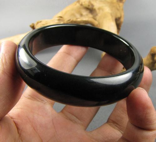 和田玉★罕见黑碧玉籽料手镯光滑细腻