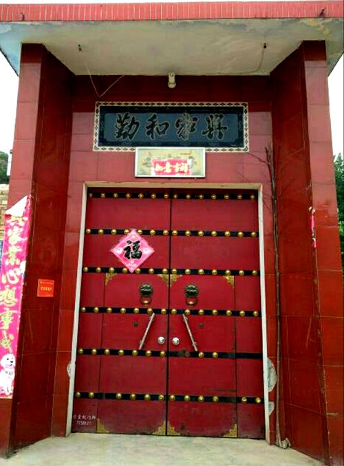 讲究的晋南农村门楼