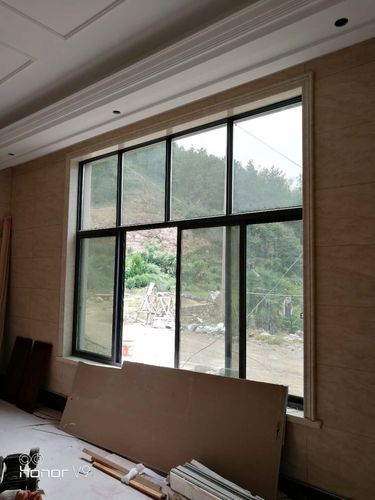 合金门窗套,防潮,防毒,防蛀,不褪色,铝型材质,木纹转印工艺,欧式线条