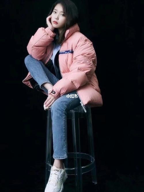 新百伦iu同款 粉色羽绒服_羽绒服_新百伦怎么样_减龄