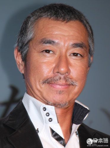 大叔控福利:白发造型出众的日本男性名人排行【8】