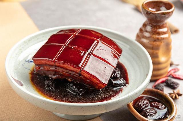 东坡肉为何以苏东坡命名?背后有哪些感人至深的故事呢?