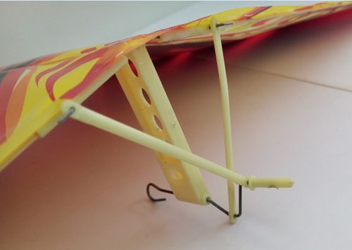 厂家直销新款橡皮筋动力飞鸟 鲁班飞鸟 飞鸟玩具扑翼鸟批发飞鸟