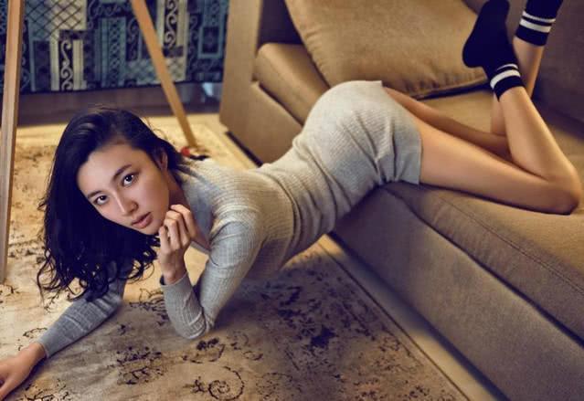 陈雅婷太空舱男人装写真,魔鬼身材造型百变,网友:看得